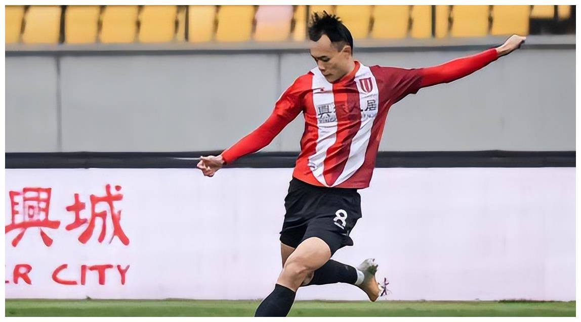 关于明星对决:张伟全场狂砍32分,表现亮眼!的信息 关于明星对决:张伟全场狂砍32分,表现亮眼!的信息