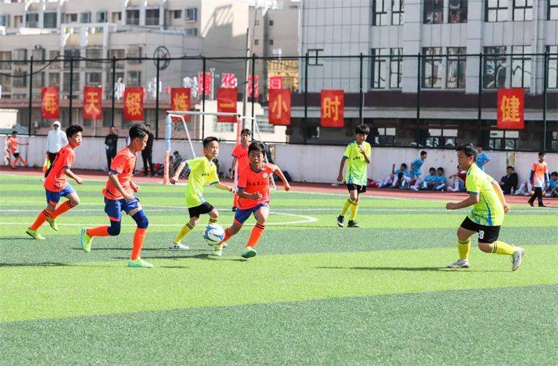 青少年足球普及推广,校园足球掀起新热潮 青少年足球普及推广,校园足球掀起新热潮
