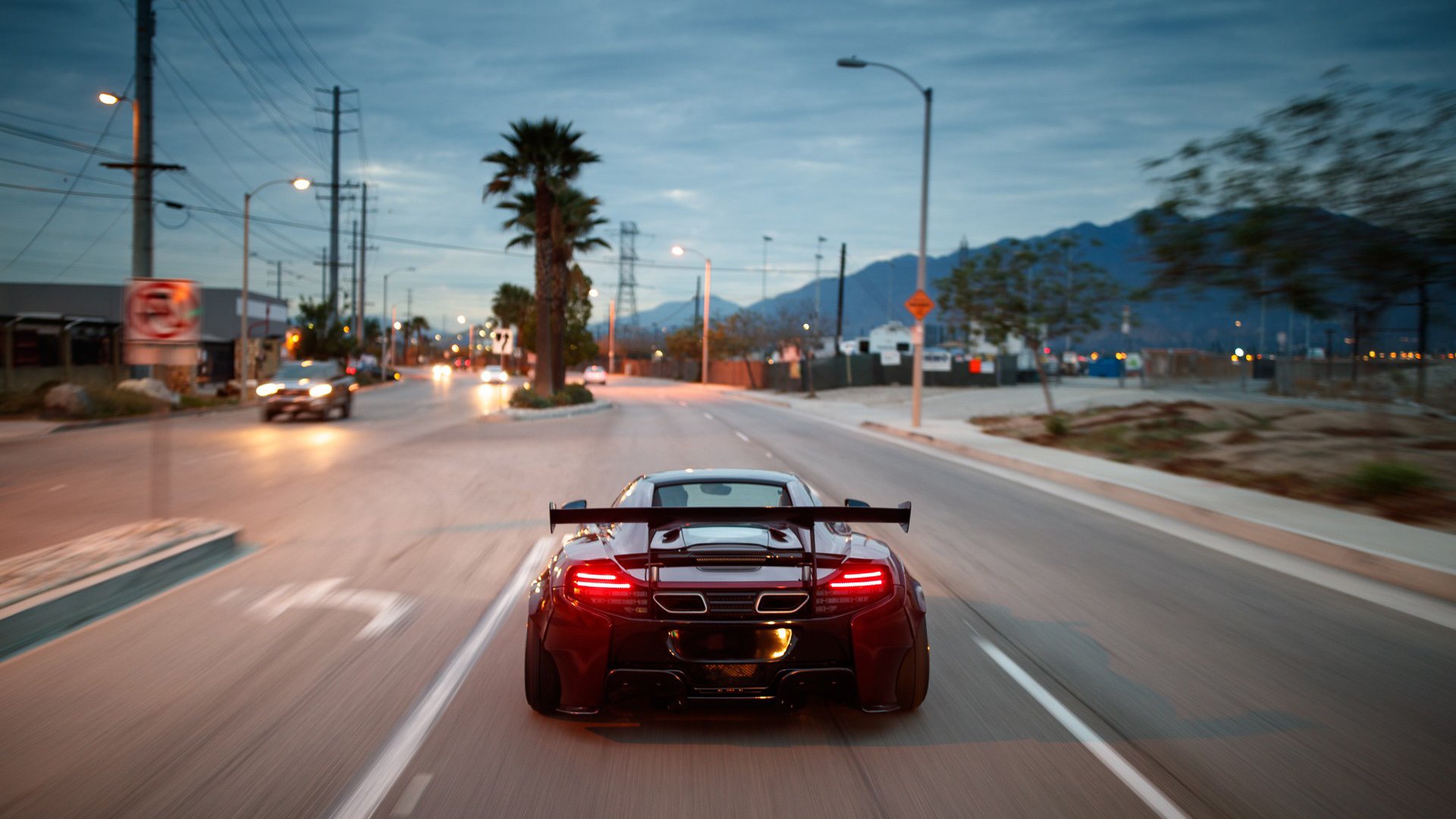 AC MILAN APP-库里：无尽“远射”让联盟为之惊叹！，库里无私