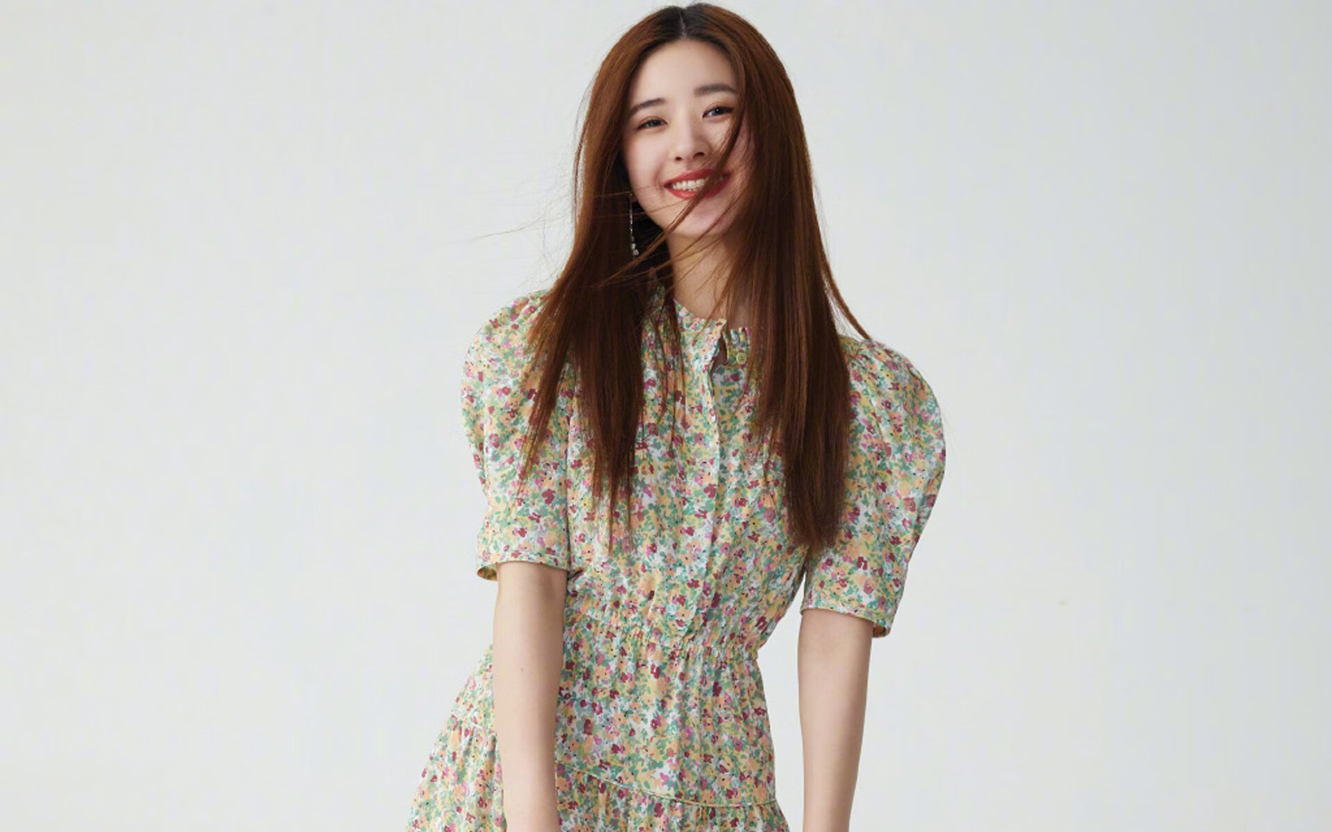 中国足球是否需要引进更多国外经验,中国足球引进外援利弊辩论赛