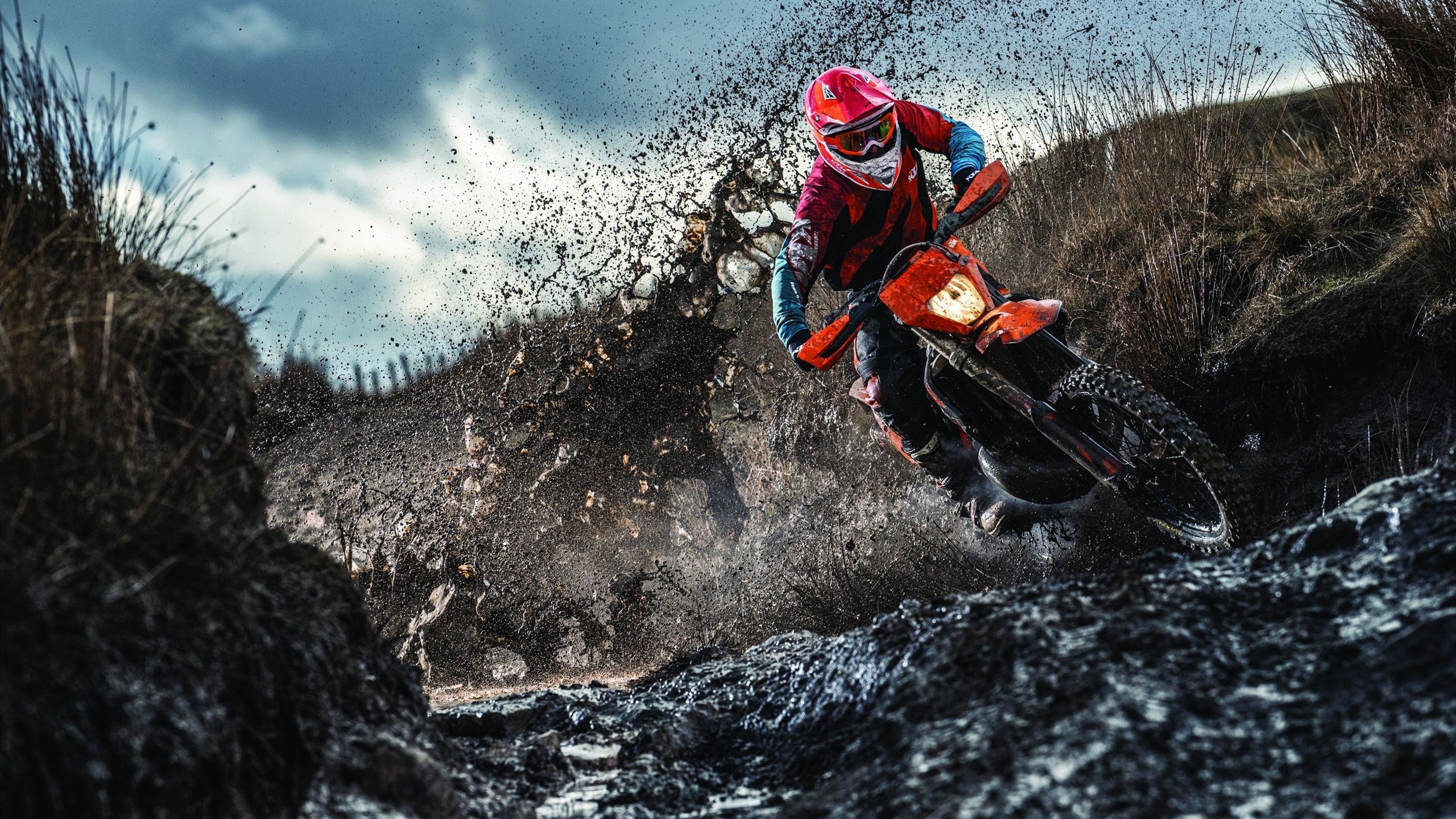 _水上漂流集训营：团队合作的极致体验_，水上漂流管理办法